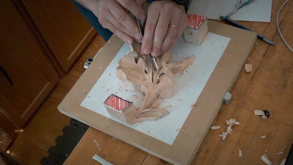 Carving Modern Acanthus 6