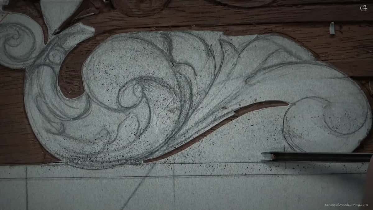 Blade running beside the molding.