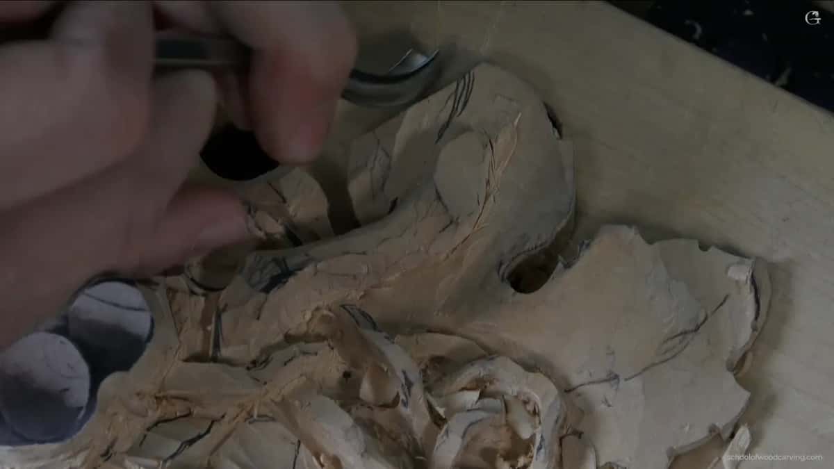 Bent gouge, close