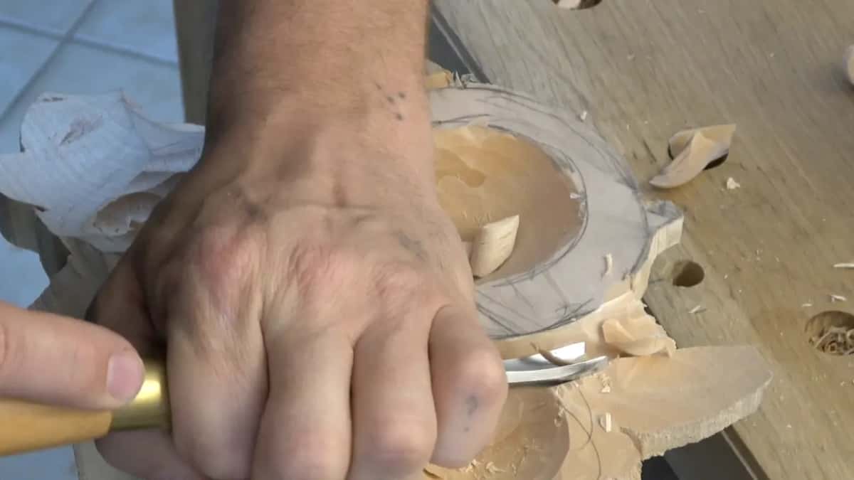 Brass ferrule in my fist, the gouge at the ring's outer edge.