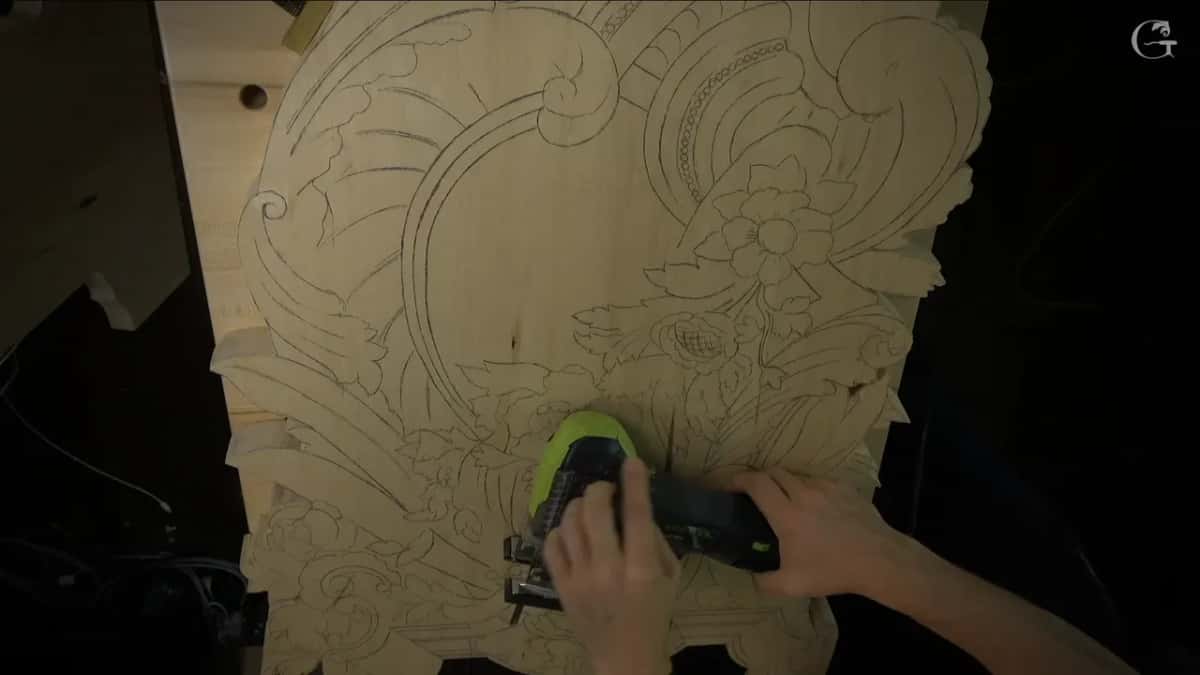 A jigsaw follows the traced outline
