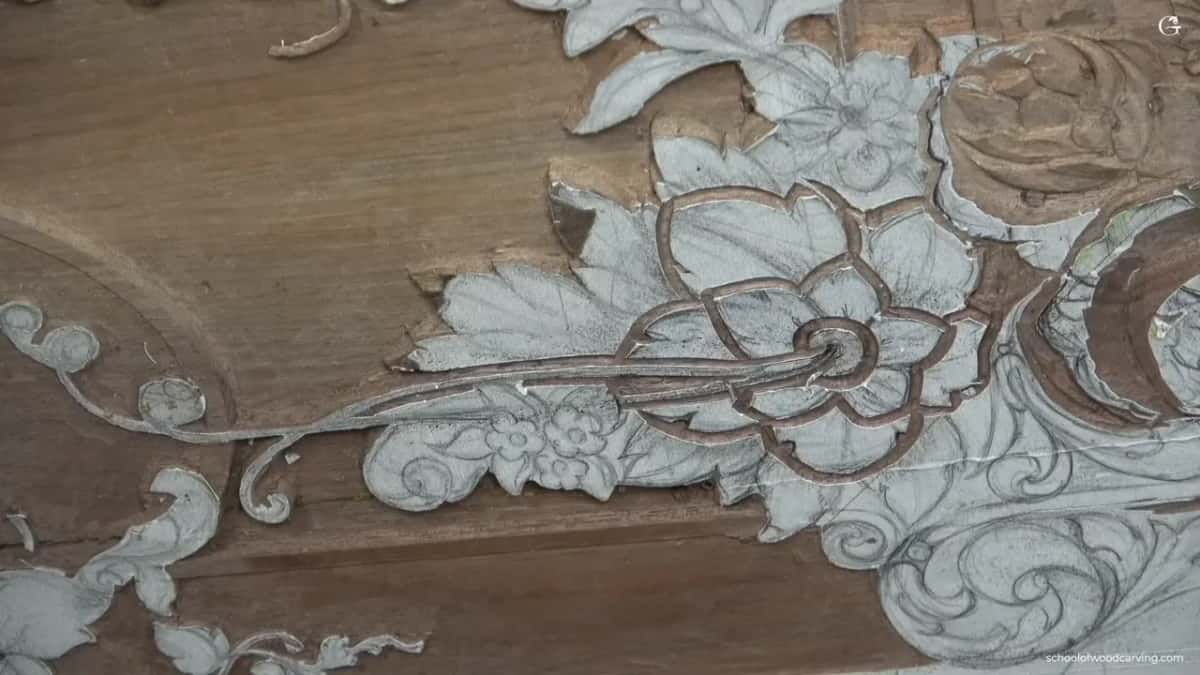 Flower outlined in the paper pattern