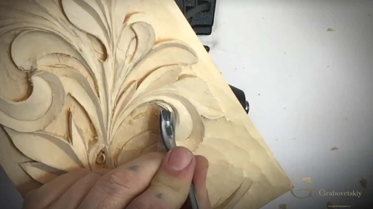 Spoon shaped bend down in a hollow