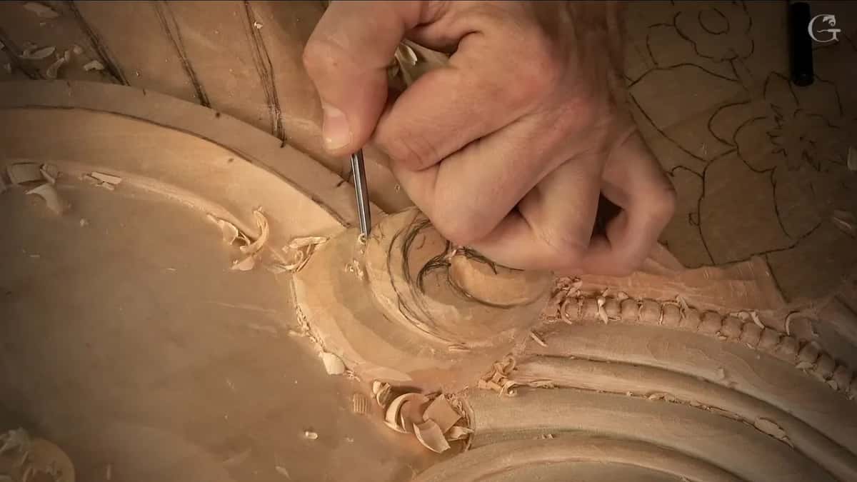 Thin steel at the edge of the curl