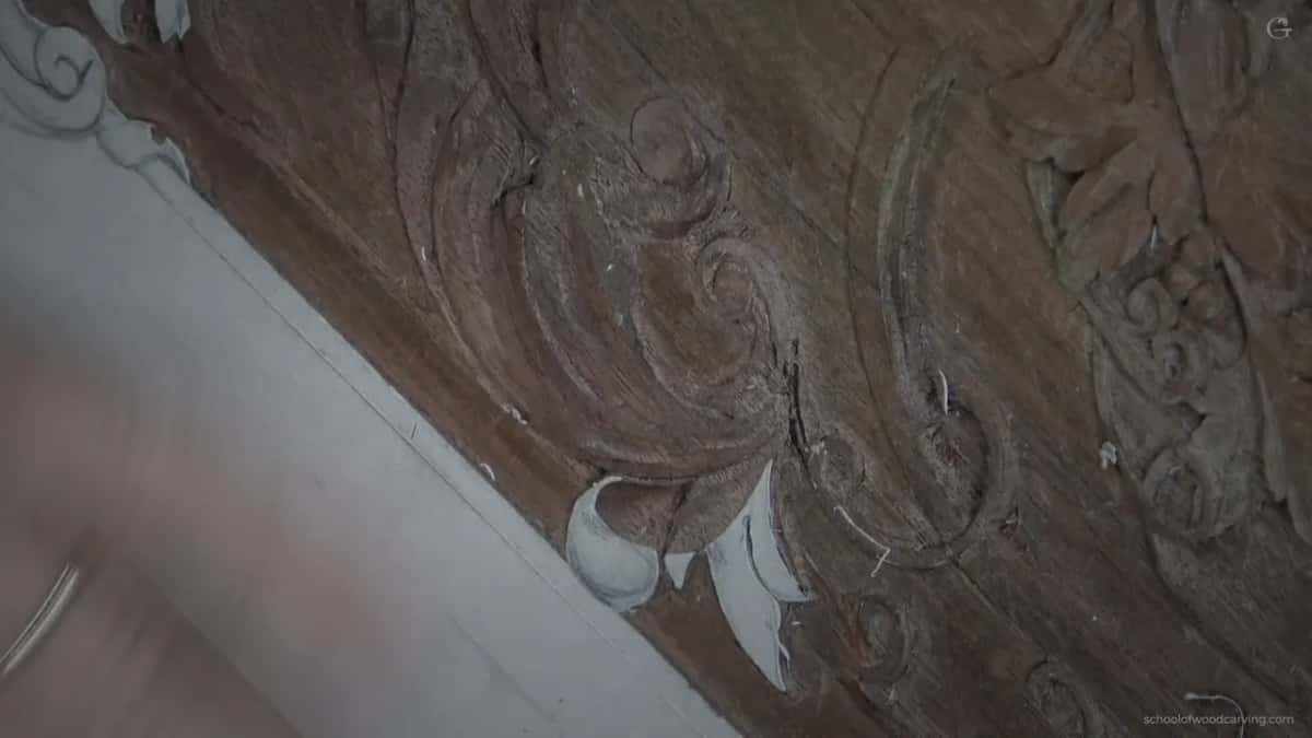 Scrolls at an angle